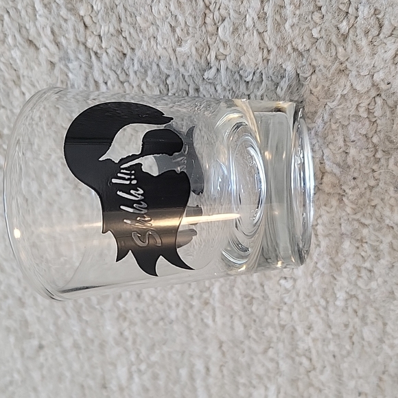 Hep Alien and secret bar shot glasses - Picture 3 of 3